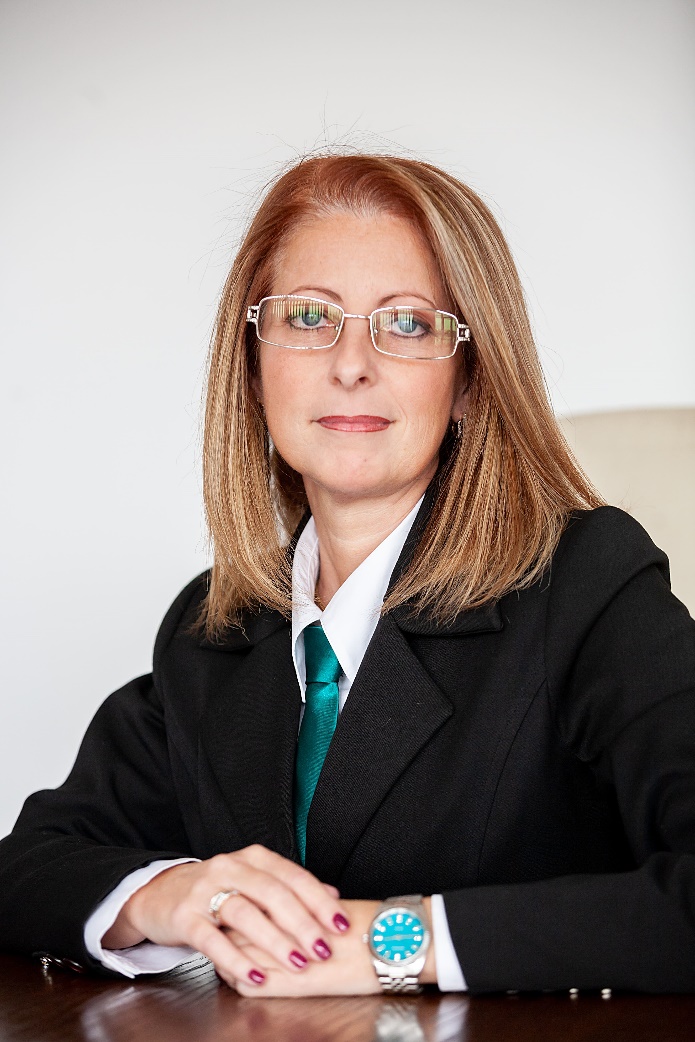 Prof. Julia Melanie Schäfer